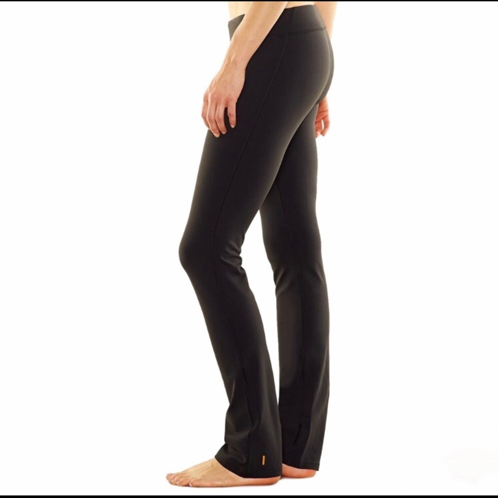 Lucy Powermax Lotus Pant XS Short